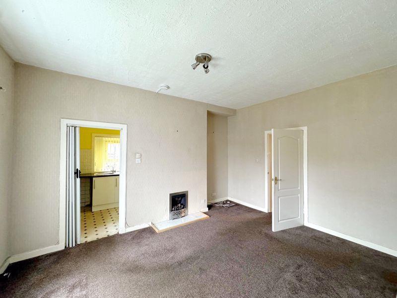 Reston Drive, Hillington 3 bed apartment for sale £82,500