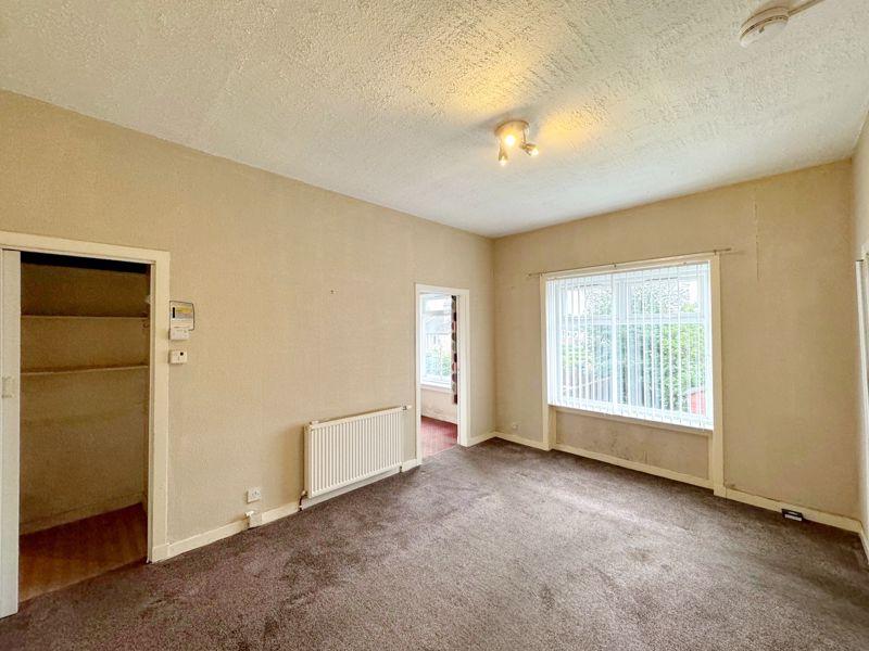 Reston Drive, Hillington 3 bed apartment for sale £82,500