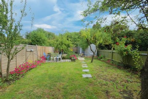 3 bedroom semi-detached house for sale, Cayton Road, Greenford