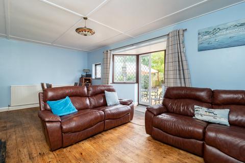 22 Tudor Close, Sutton, SM3 8QT
