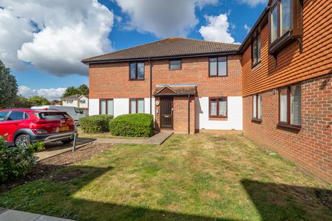 7 Chelsea Gardens, Sutton, SM3 9TN