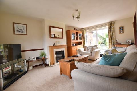 3 bedroom end of terrace house for sale, Charles Close, Worcestershire WR11