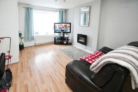 3 bedroom terraced house for sale, Thanes Close, Birkby, West Yorkshire HD2