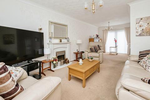 3 bedroom terraced house for sale, Newtondale, East Yorkshire HU7