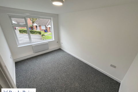 1 bedroom apartment to rent, Gloucester Grange, Staffordshire ST5