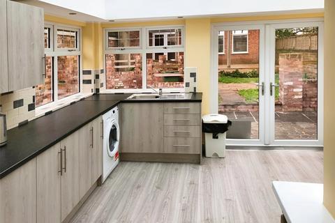 145 Parkfield Road, Wolverhampton, WV4 6EP