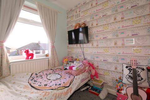 19 Dene Brow, Denton, Manchester, M34 7PX