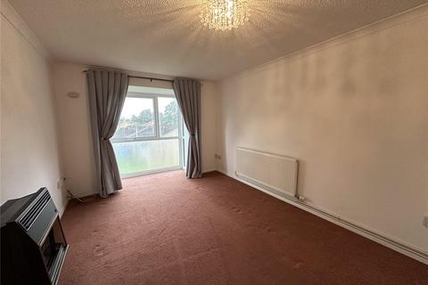 2 bedroom flat to rent, Dell Court Dell Road, Suffolk NR33