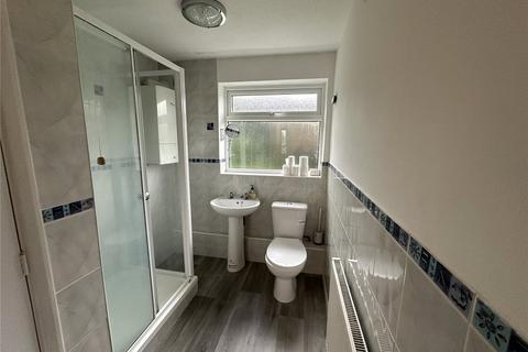 2 bedroom flat to rent, Dell Court Dell Road, Suffolk NR33