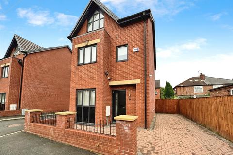 4 bedroom detached house to rent, Harrowby Road, Manchester M27