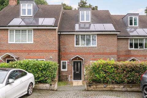 Harewood Road, South Croydon