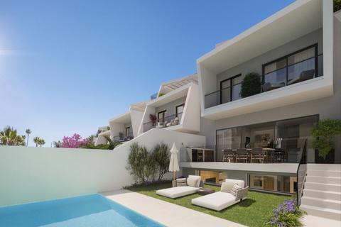 3 bedroom villa, Estepona, Malaga, Spain