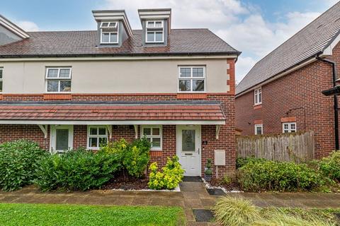 3 bedroom townhouse for sale, Lulworth Place, Warrington