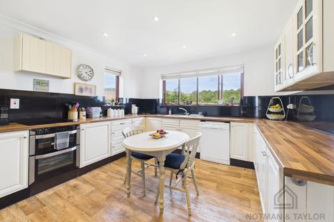 1 Coombe Park Close, Cawsand, Torpoint, PL10 1PW