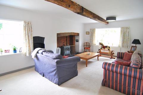 5 bedroom detached house for sale, Moat Lane, Taynton, Gloucestershire