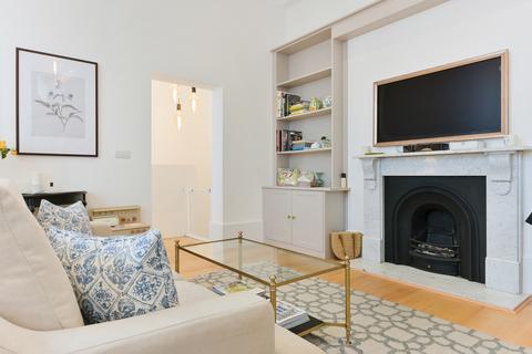 2 bedroom flat to rent, Manson Place, SW7