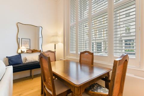 2 bedroom flat to rent, Manson Place, SW7