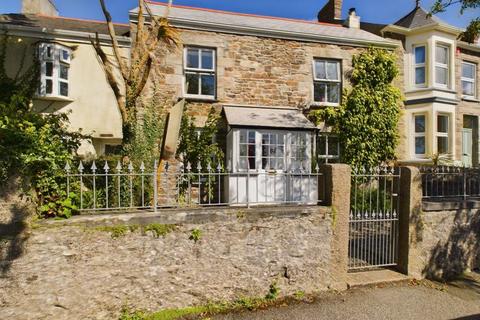 2 bedroom house for sale, Albany Road, Redruth - Character end terrace property