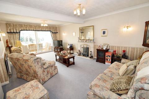 3 bedroom detached bungalow for sale, Orchard Way, Holmer Green HP15