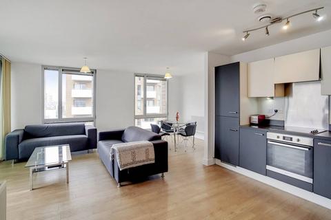 3 bedroom flat to rent, 41 Devons Road, London E3