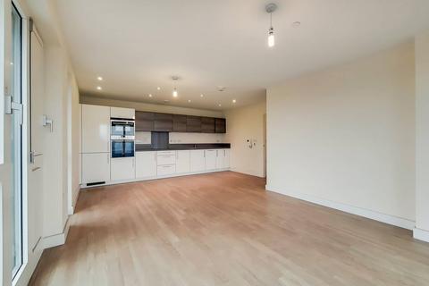 3 bedroom flat to rent, Jefferson Plaza, Bow, London, E3