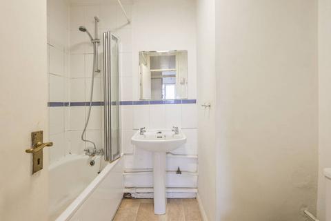 2 bedroom flat to rent, Commercial Road, Whitechapel, London, E1