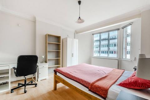 2 bedroom flat to rent, Cleveland Street, Fitzrovia, London, W1T