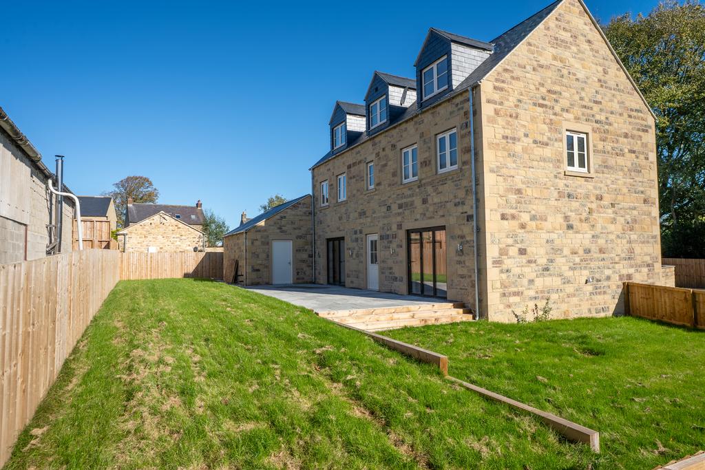 Plot2finghall36
