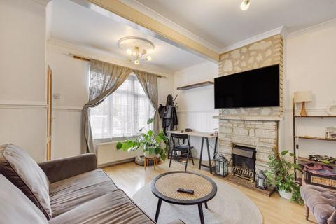 2 bedroom terraced house for sale, Bournbrook Road, London SE3