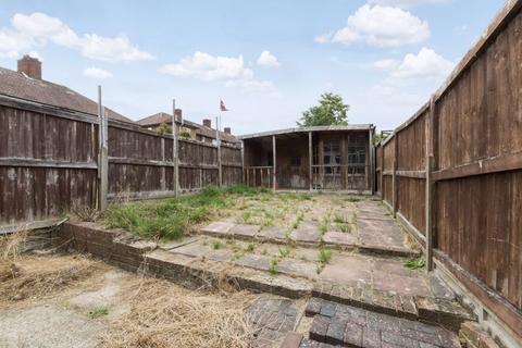 25 Bournbrook Road, London, SE3 8JR