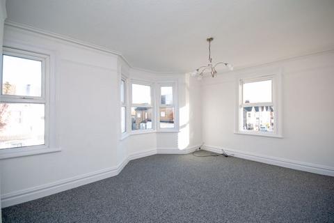 4 bedroom terraced house for sale, Westborough Road, Westcliff-On-Sea SS0