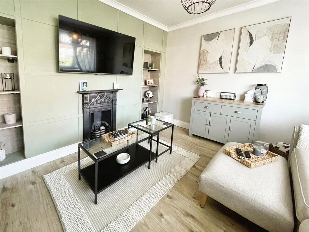 Bevan Avenue, Ryhope, Sunderland, SR2 2 bed semidetached house for