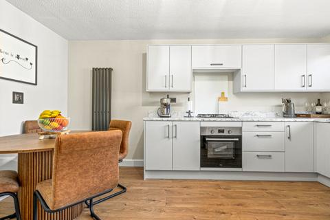 2 Bidston View, Prenton, CH43 7YN