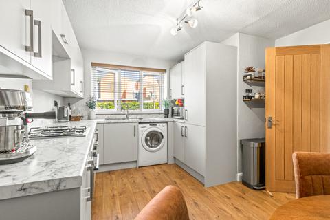 2 Bidston View, Prenton, CH43 7YN