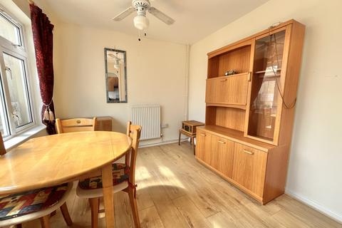 27 Larviscombe Road, Williton, Taunton, TA4 4SA