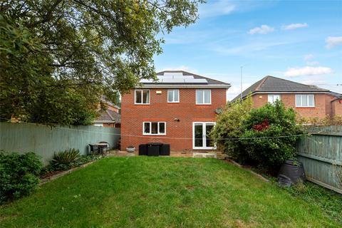 4 bedroom detached house for sale, Briskman Way, Aylesbury, Buckinghamshire, HP21