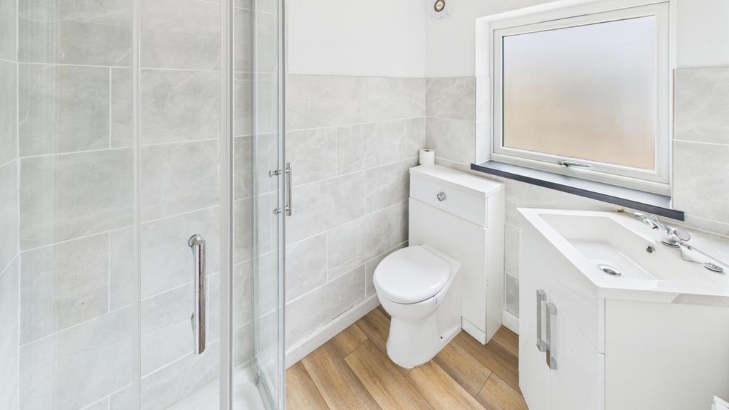 Annexe Shower Room