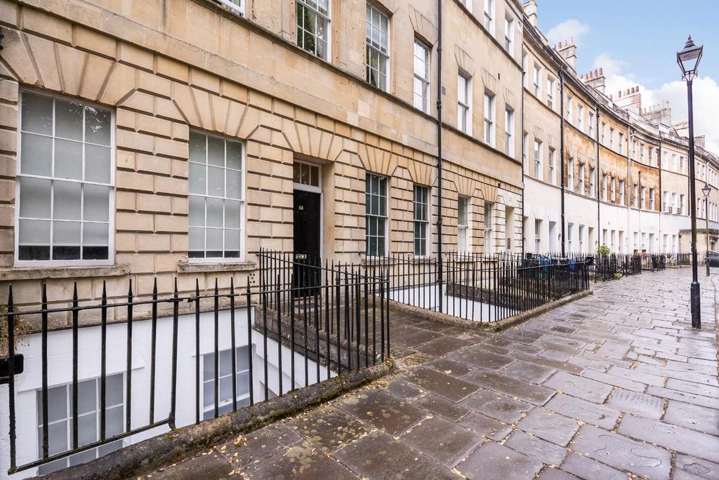 F5, 33 Grosvenor Place, Bath, BA1 6 BA-2.jpg