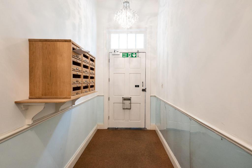 F5, 33 Grosvenor Place, Bath, BA1 6 BA-4.jpg