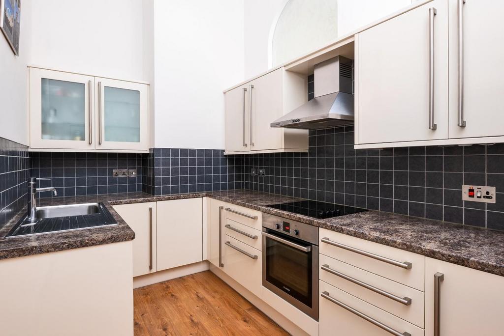 F5, 33 Grosvenor Place, Bath, BA1 6 BA-9.jpg