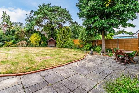 9 Fernlea, Great Bookham, Leatherhead, KT23 3NJ