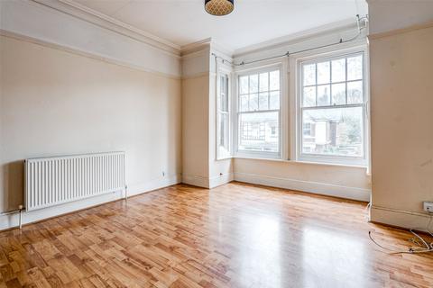 2 bedroom flat for sale, Shakespeare Road, Worthing, West Sussex, BN11