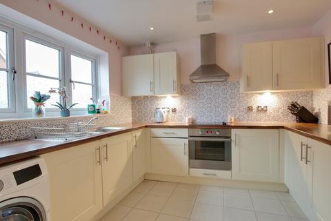 3 bedroom terraced house for sale, BOUNDARY WALK, KNOWLE VILLAGE