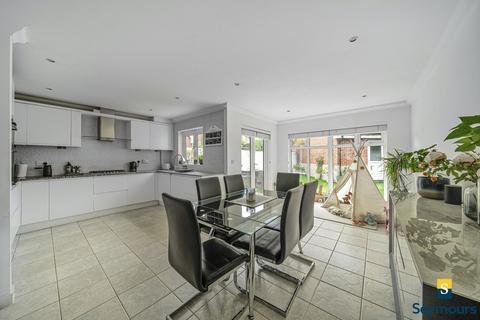 37 Forster Road, Guildford, GU2 9AE