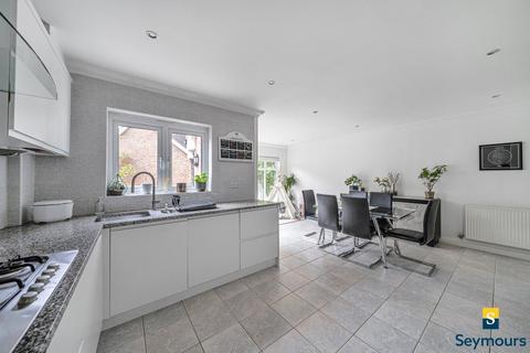 37 Forster Road, Guildford, GU2 9AE