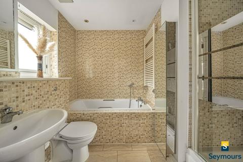 37 Forster Road, Guildford, GU2 9AE