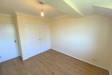 undefined, Palace Court, Woking GU21