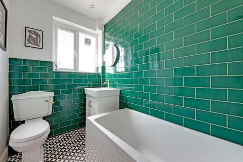 Flat 17, Dover House Anerley Road, London, SE20 8EN
