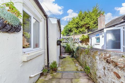 2 bedroom terraced house for sale, East Street, Littlehampton, West Sussex