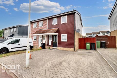 3 bedroom semi-detached house for sale, Burlington Court, BASILDON